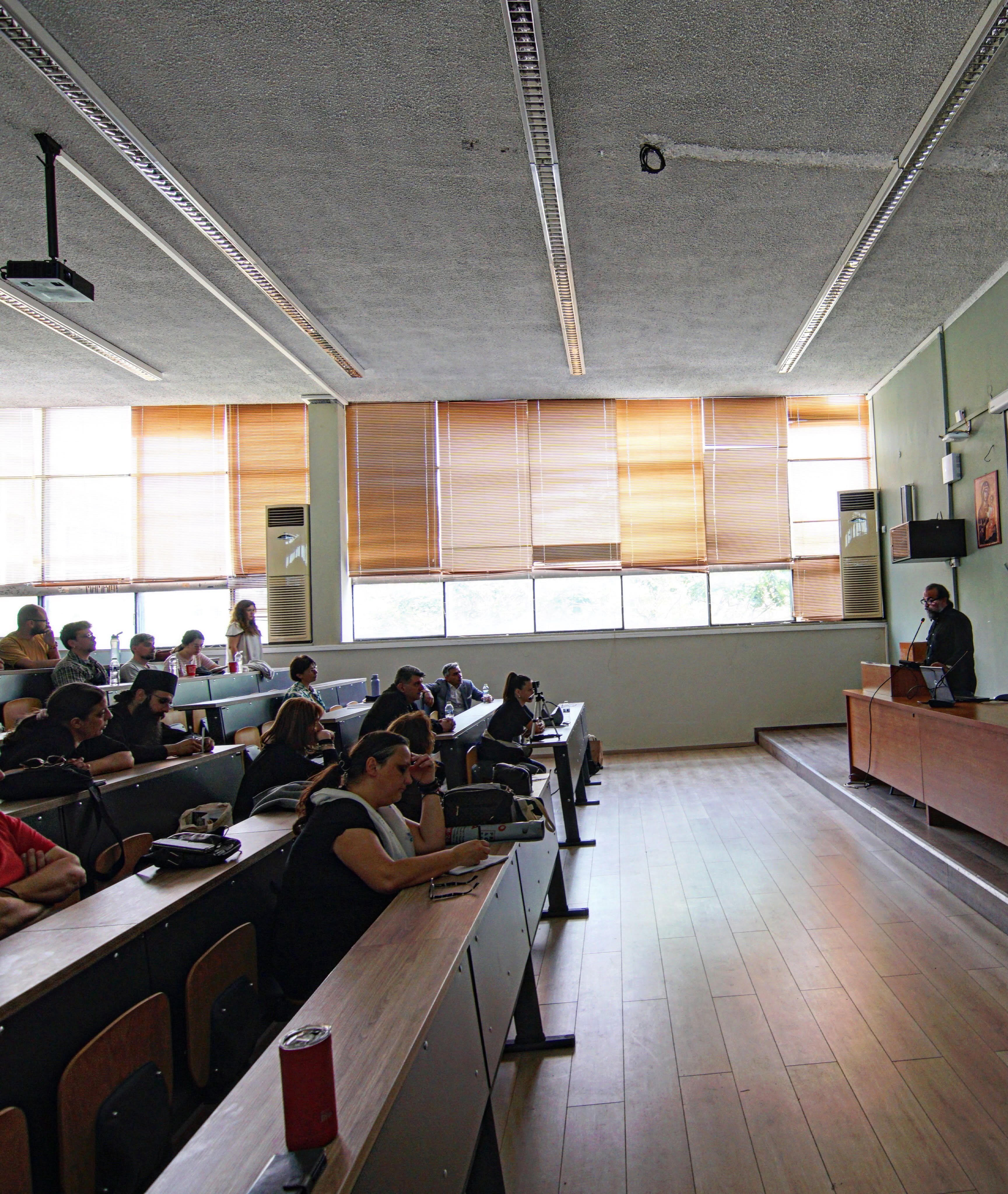 holyicon seminars